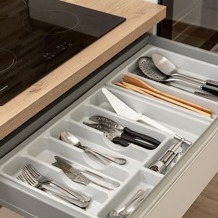 La Spezia - New Home With Netflix & Free Parking Bagian luar foto