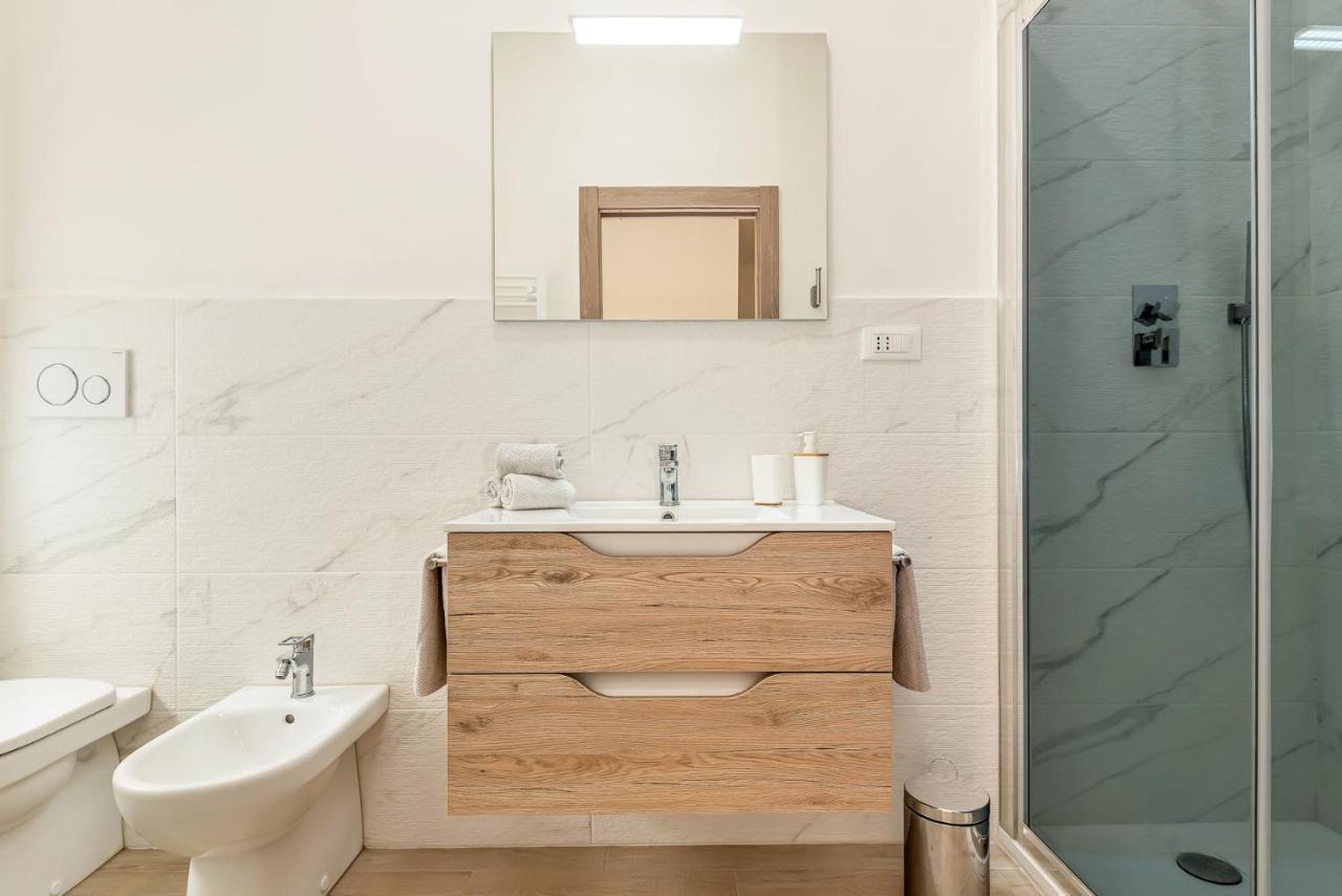 La Spezia - New Home With Netflix & Free Parking Bagian luar foto