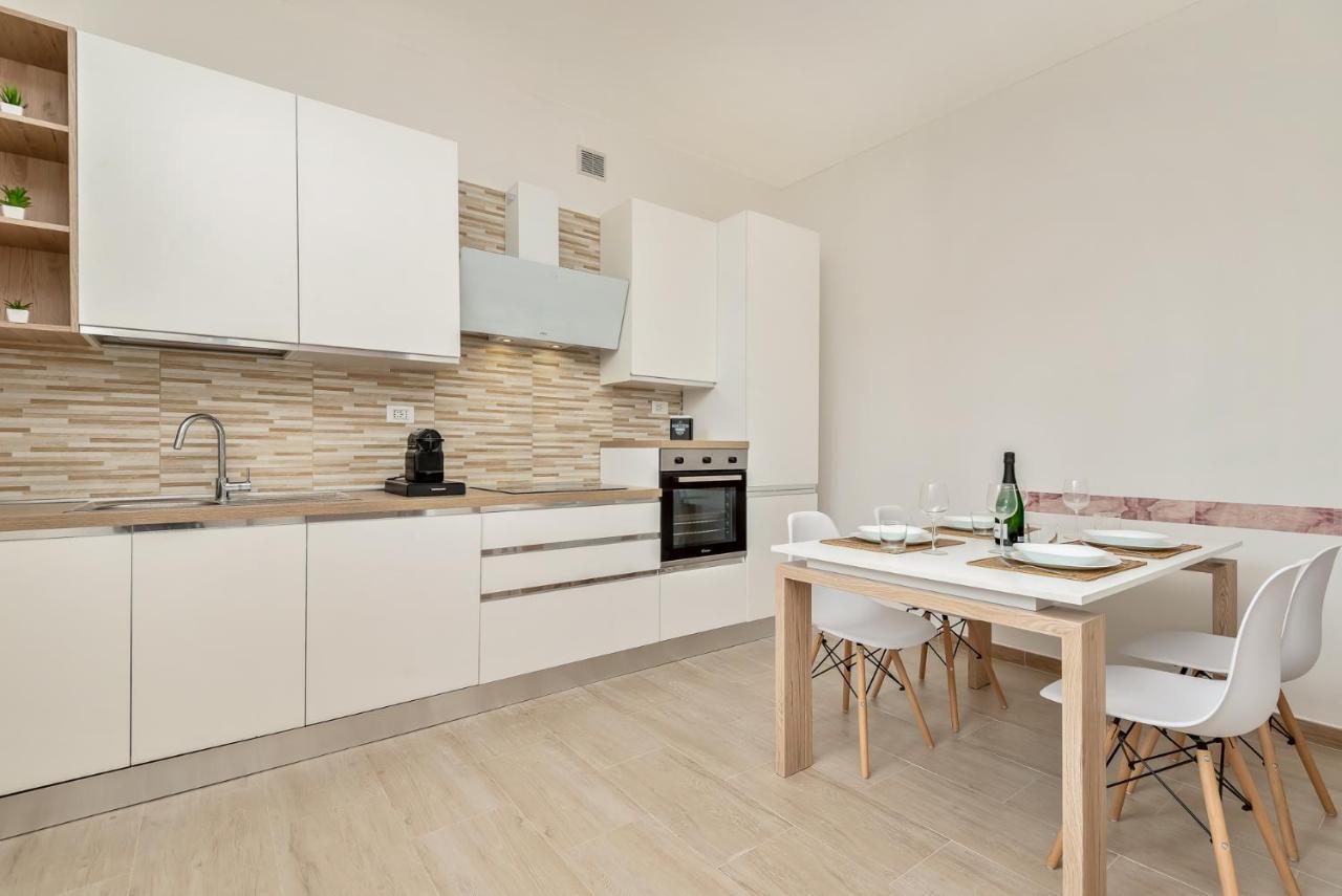 La Spezia - New Home With Netflix & Free Parking Bagian luar foto